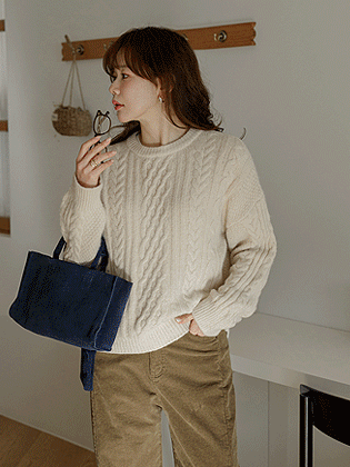 ビビッドプレスラウンドニット