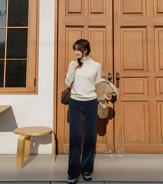 ベルベットシャーニールワイドブーツカット起毛デニム