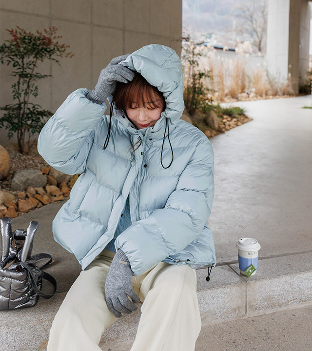 ハイネックフードプッパーフィットパディングジャンパー