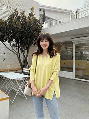 セロンキャッシュVネックニット