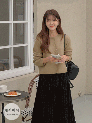 ゴティエカシウールニットカーディガン