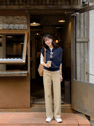 カラ半集業ニットベスト