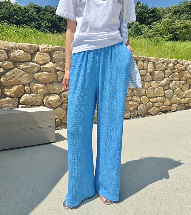 ホリデイリンクルワイドパンツ
