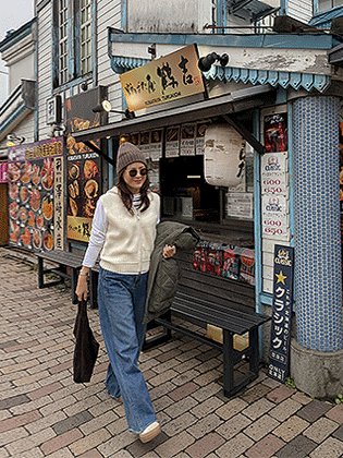 バイブルフードニットベスト