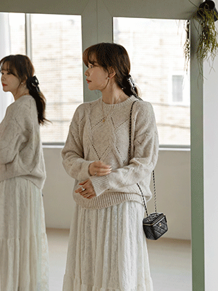 ソフィアプレッシャーニット