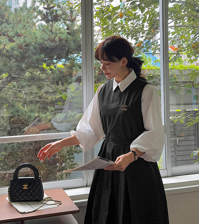 ローミパフブラウス