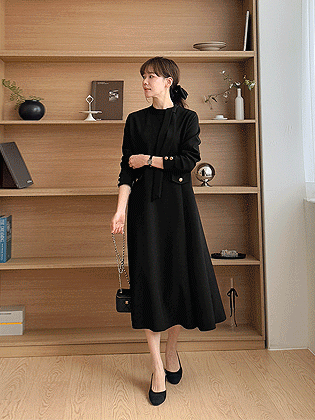 スカーレットタイワンピース