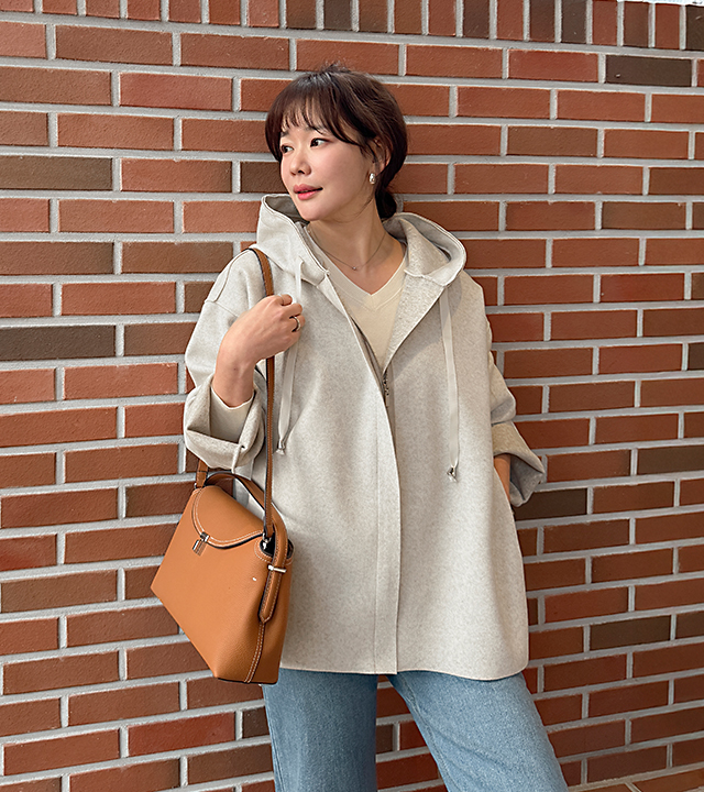 エリノウールフードコート 