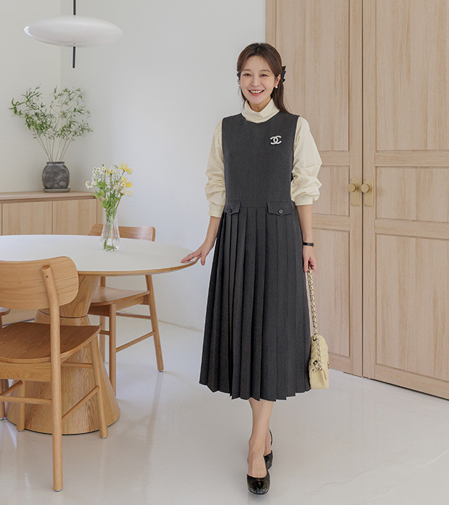 ルアンナプリーツワンピース