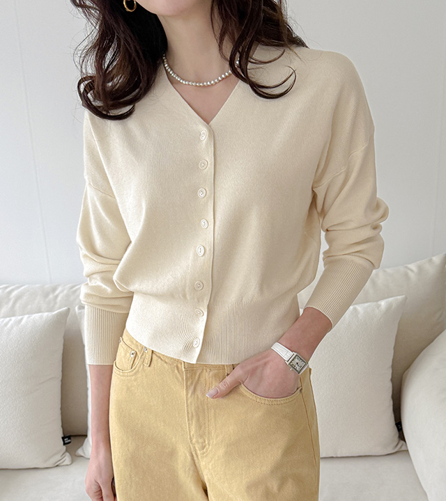 リリーVネックカーディガン