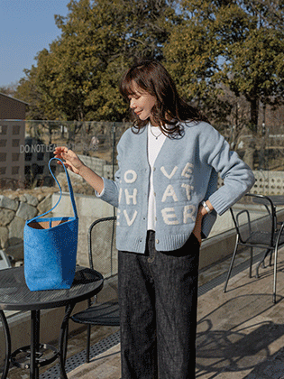 ワットエバーレタリングウールカーディガン