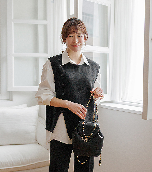 カットアウトベストレイヤードシャツ