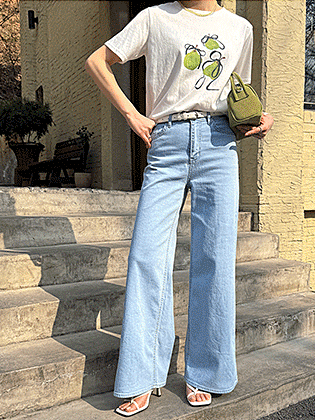 デイアワイドデニム